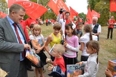 Красный автопробег в город Краснодон. Впечатления ростовских коммунистов и комсомольцев      
