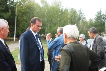 Депутат-коммунист К.В. Ширшов совершил рабочую поездку в Выселковский и Тихорецкий районы Краснодарского края