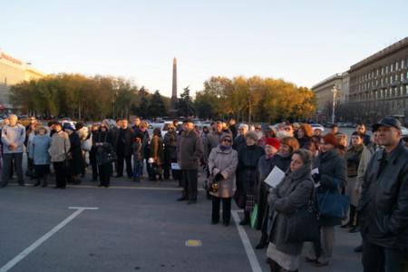 В Волгограде состоялся митинг против ликвидации школы №19