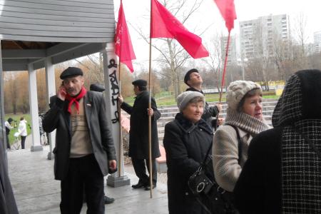 Москва: Протестный митинг КПРФ в Южном Медведково