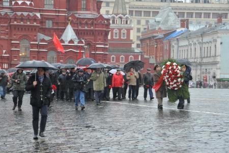 Возложение цветов к Мавзолею В.И. Ленина (Фоторепортаж)