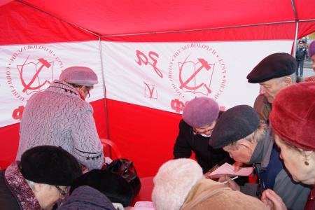 4 ноября коммунисты напомнили властям о смуте в Волгограде