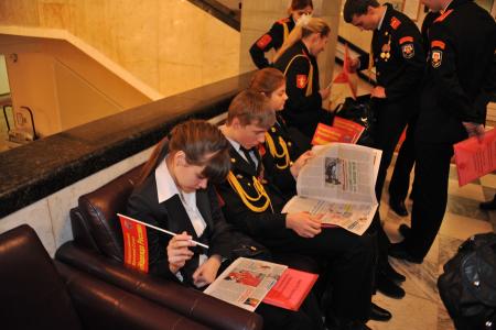 Фоторепортаж с "круглого стола" в Госдуме на тему: «О преемственности подвига сталинградцев» 