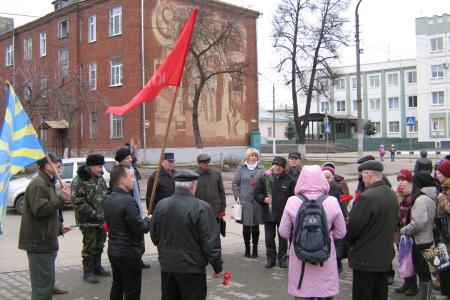 Костромские коммунисты  провели памятные мероприятия в честь своего земляка маршала авиации А.А. Новикова 
