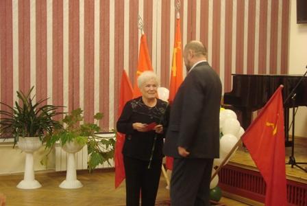 Магаданские коммунисты провели торжественное собрание, посвященное 95-летию Великого Октября