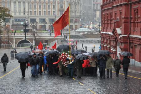 Возложение цветов к Мавзолею В.И. Ленина (Фоторепортаж)