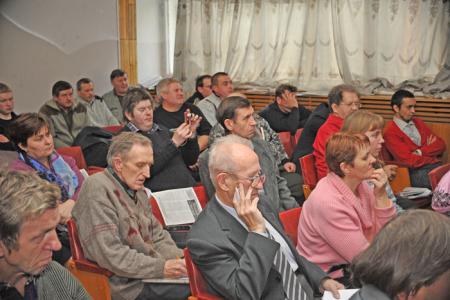 Выше знамя пролетариата! В Иванове прошла конференция представителей трудовых коллективов области