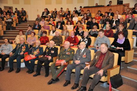 Фоторепортаж с "круглого стола" в Госдуме на тему: «О преемственности подвига сталинградцев» 