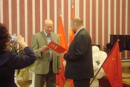 Магаданские коммунисты провели торжественное собрание, посвященное 95-летию Великого Октября