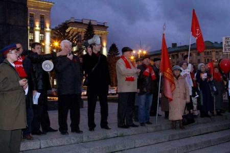 Слава Октябрю! Праздничные мероприятия в Воронежской области