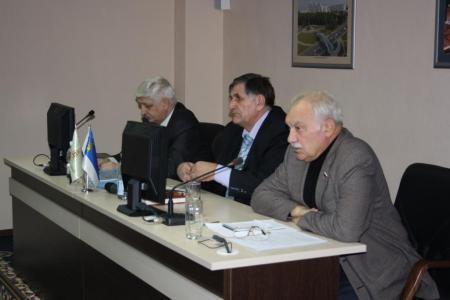 С.В. Муравленко встретился с партактивом и общественностью города Белгорода