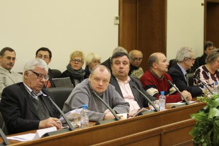 Помогут ли поправки в избирательное законодательство повысить доверие россиян к выборам? Круглый стол фракции КПРФ в Мосгордуме