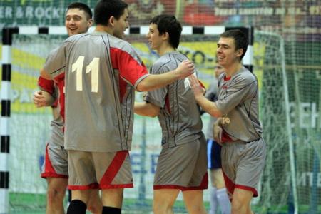 Футбольный клуб КПРФ одержал победу в финальном матче турнира CupperCup