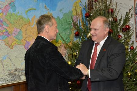 Г.А. Зюганов наградил группу деятелей культуры и спорта