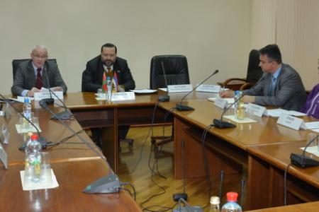 «Когда же прекратит свое существование Гаагский трибунал?». Круглый стол фракции КПРФ в Госдуме