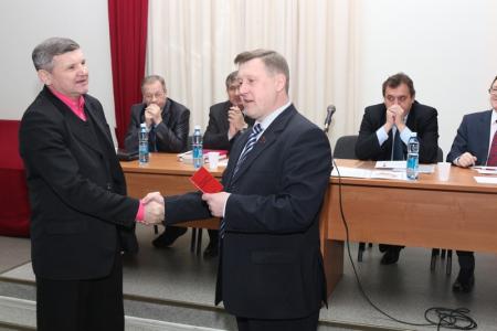 В Новосибирске проходит II пленум обкома КПРФ