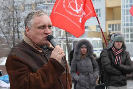 В Екатеринбурге прошел митинг против коммерциализации образования, политического монополизма и репрессивного режима