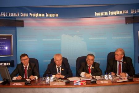 Татарстан. Фракция КПРФ в Госсовете РТ подвела итоги работы в 2012 году
