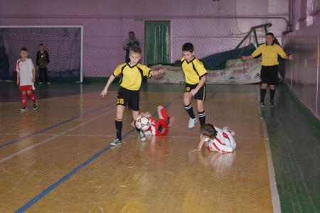 Алтайский край. Коммунисты помогли организовать в Рубцовске детский турнир по минифутболу