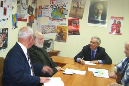 Барнаульские коммунисты плодотворно сотрудничают с городским клубом советских поэтов 