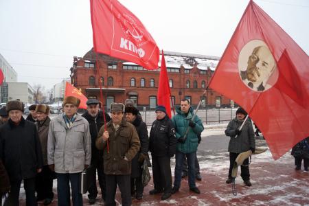 Пензенские власти посчитали возложение цветов Ленину незаконным