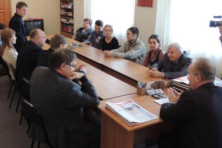 Победим в информационной войне: В Омске прошел семинар сотрудников пресс-служб сибирских отделений КПРФ