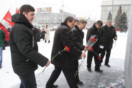 Новосибирские коммунисты почтили память Ленина