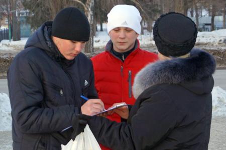 «Пешеходы – не кегли, проспект – не боулинг!» Акция протеста пензенских коммунистов