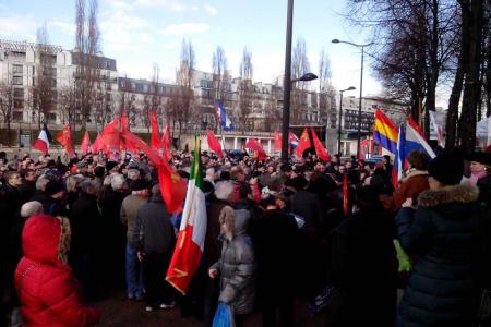Французские коммунисты провели в Париже митинг в честь 70-й годовщины победы под Сталинградом