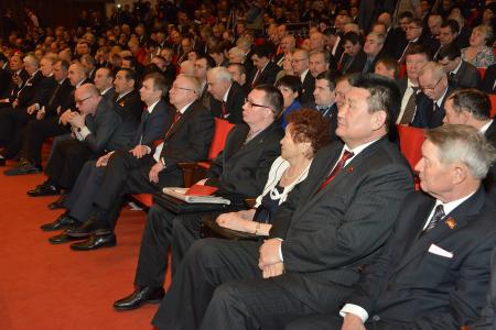В Москве открылся XV Съезд КПРФ