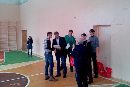 Орел. Коммунисты провели молодежный баскетбольный турнир