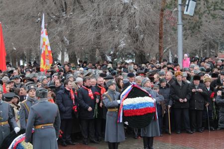 Коммунисты почтили память погибших в Сталинграде