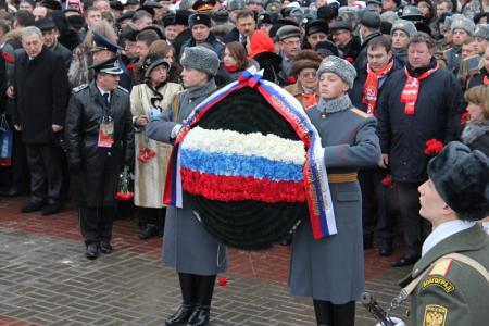 Коммунисты почтили память погибших в Сталинграде