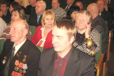 Двадцать лет борьбы и испытаний. В Санкт-Петербурге состоялся торжественный вечер, посвященный юбилею восстановления партии