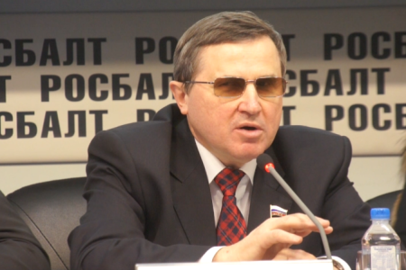 Новый закон об образовании противоречит положениям Конституции