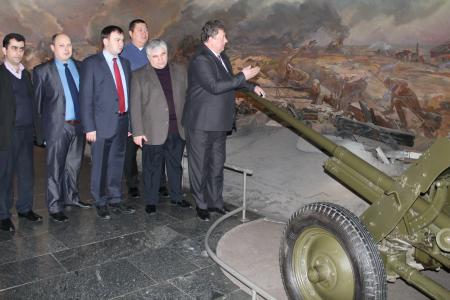 Делегация ЦК КПРФ участвует в праздничных мероприятиях, посвященных 70-летию Сталинградской битвы