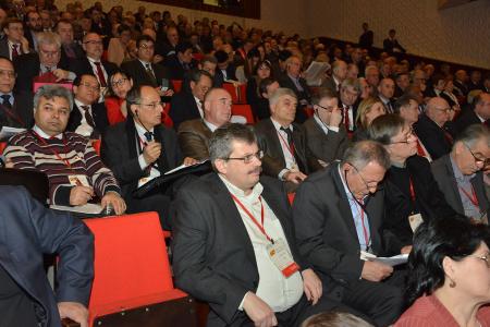 В Москве открылся XV Съезд КПРФ