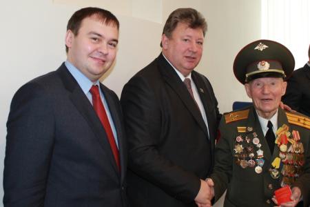 Делегация ЦК КПРФ участвует в праздничных мероприятиях, посвященных 70-летию Сталинградской битвы