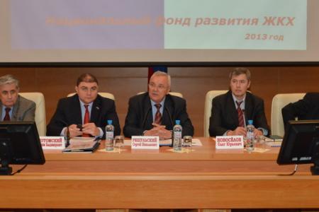 КПРФ покажет на практике, как можно решить проблемы ЖКХ. Интервью с В.В. Потомским