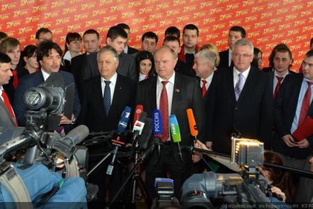 Г.А. Зюганов: «Мы готовы к обновлению». В перерыве XV Съезда КПРФ лидер Компартии провел брифинг для журналистов