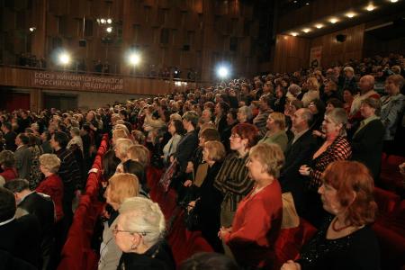 В субботу, 9 февраля в 21:20 Г.А. Зюганов примет участие в программе "Сегодня вечером" с Андреем Малаховым на "Первом канале", посвященной Вячеславу Тихонову