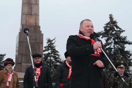 На митинге коммунисты потребовали вернуть Сталинград на карту мира