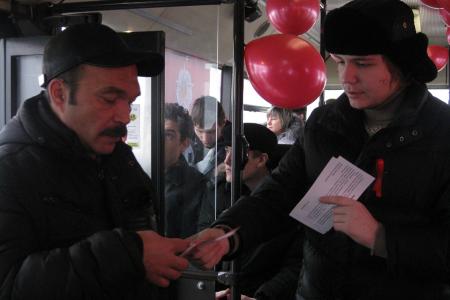 Владимирская область. Коммунисты отметили 70-летие Сталинградской битвы возложением цветов и вахтой памяти
