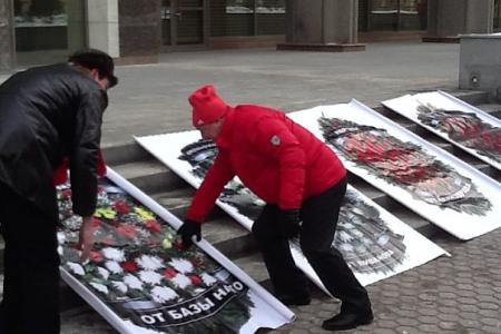 В Москве началось многотысячное шествие коммунистов против повышения тарифов на услуги ЖКХ