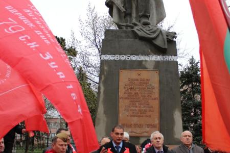 Сегодня в Краснодаре встречали участников автопробега «Наша Великая Победа»