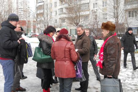 Москва. Коммунисты встретились с жителями района Сабурово