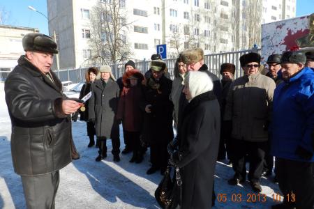 «Прости нас, товарищ Сталин!». Тамбовские коммунисты возложили цветы к бюсту советского лидера