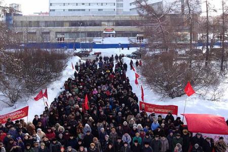Коммунисты Мурманской области потребовали остановить бесконтрольный рост тарифов на услуги ЖКХ