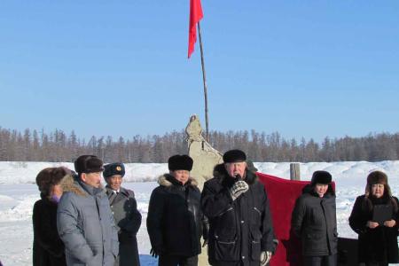 Коммунисты Якутии почтили память красноармейцев, погибших в сражении при Сасыл Сасыы