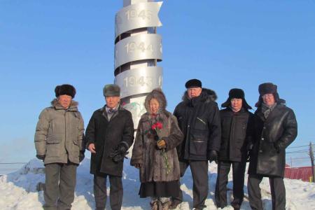 Коммунисты Якутии почтили память красноармейцев, погибших в сражении при Сасыл Сасыы